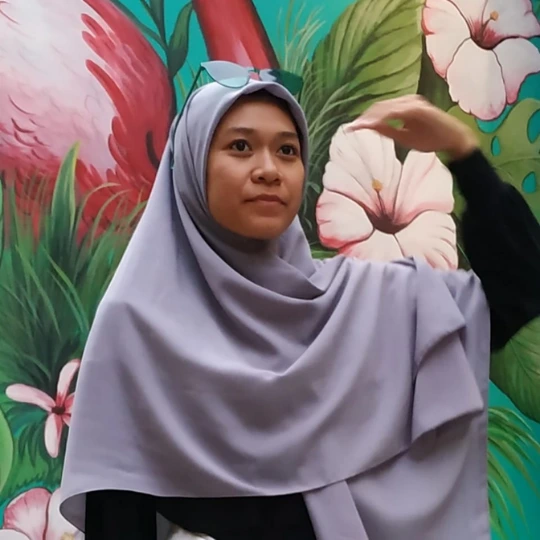 Tutor Cetta English Laila Pramudito