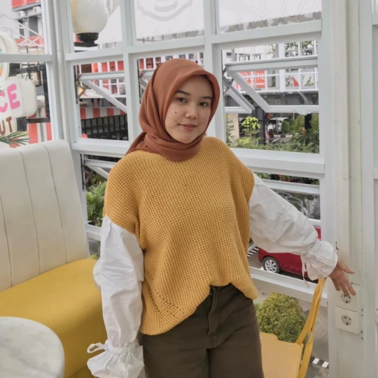 Tutor Cetta English Siti Hardianti